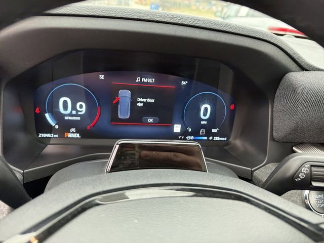 Used 2025 Ford Explorer Platinum w/ LUX Leather Package image 2