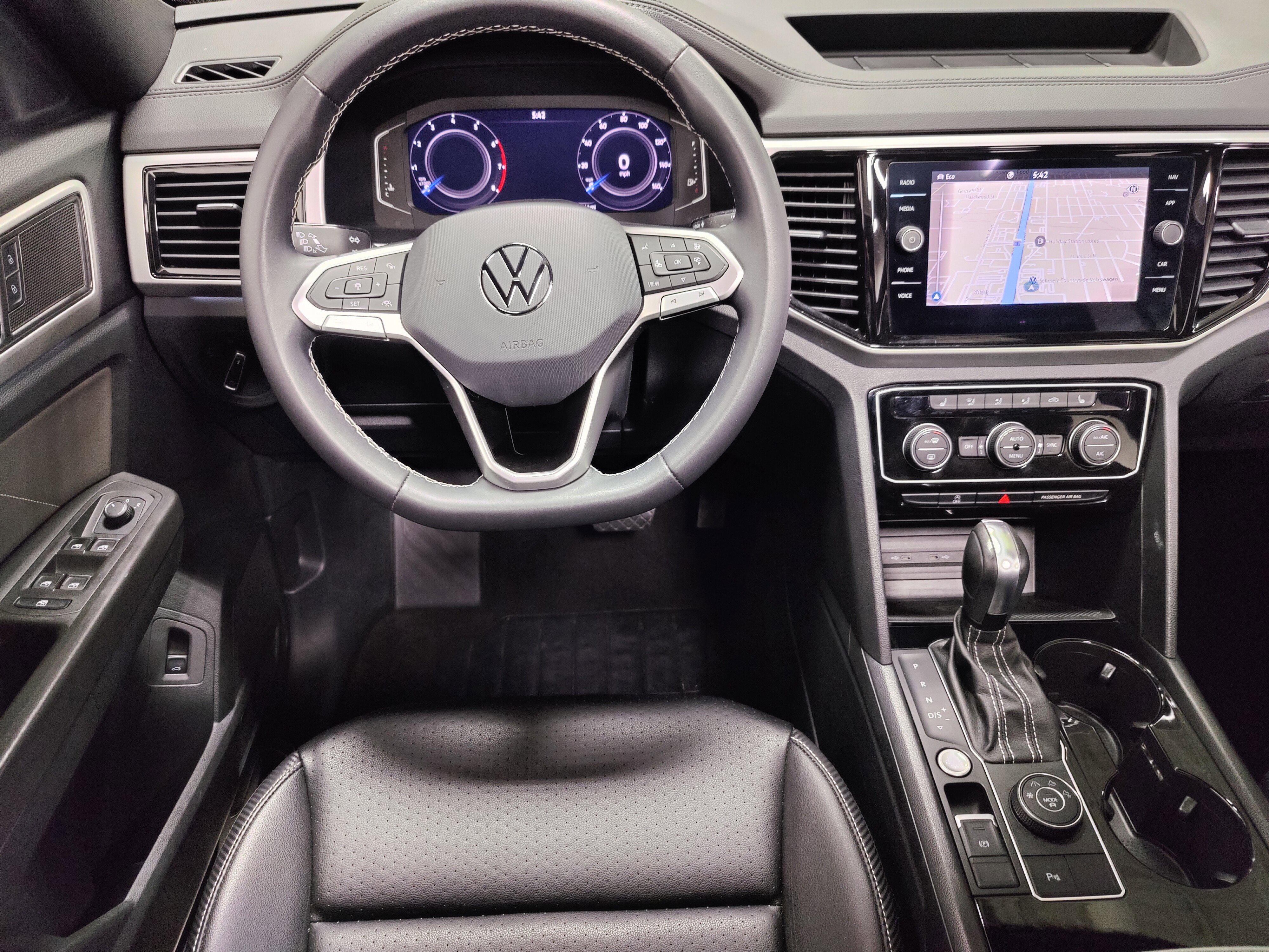 Certified 2023 Volkswagen Atlas Cross Sport SEL image 21