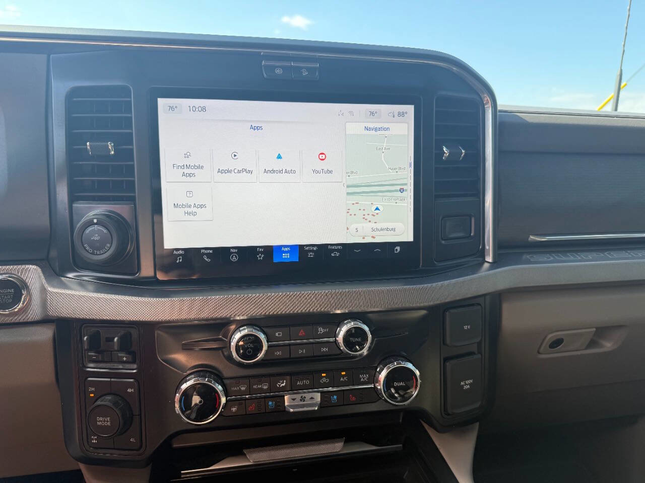 Used 2025 Ford F350 Platinum w/ Platinum Plus Package image 16
