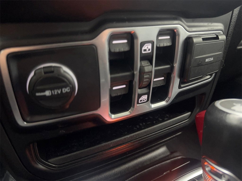 Used 2021 Jeep Wrangler Unlimited Sahara w/ Cold Weather Group image 68