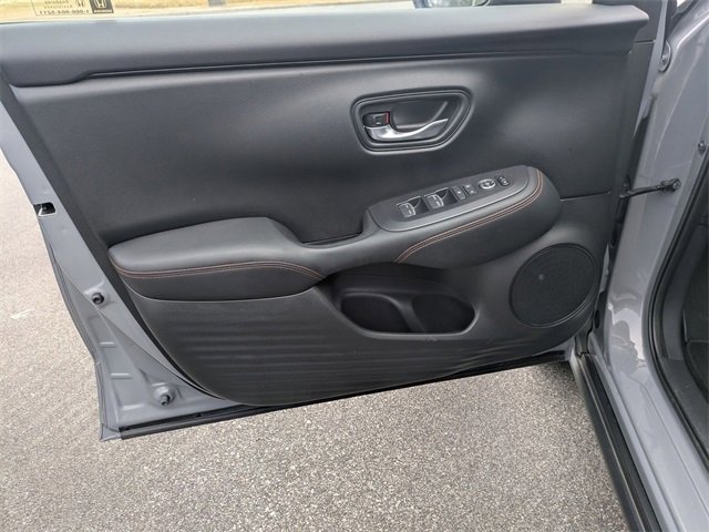 Used 2025 Honda HR-V Sport image 10