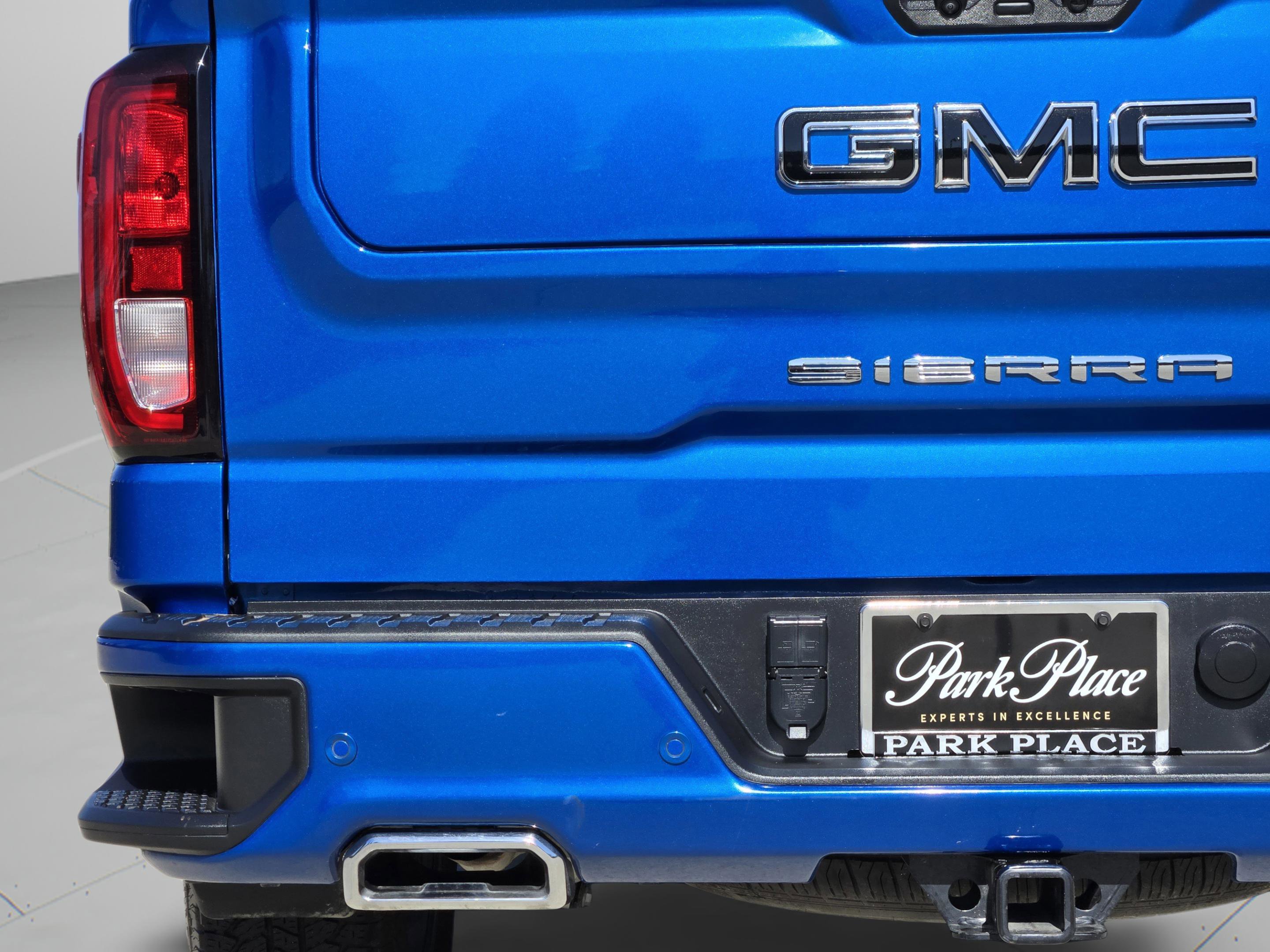 Used 2024 GMC Sierra 1500 Elevation w/ Elevation Premium Package image 17