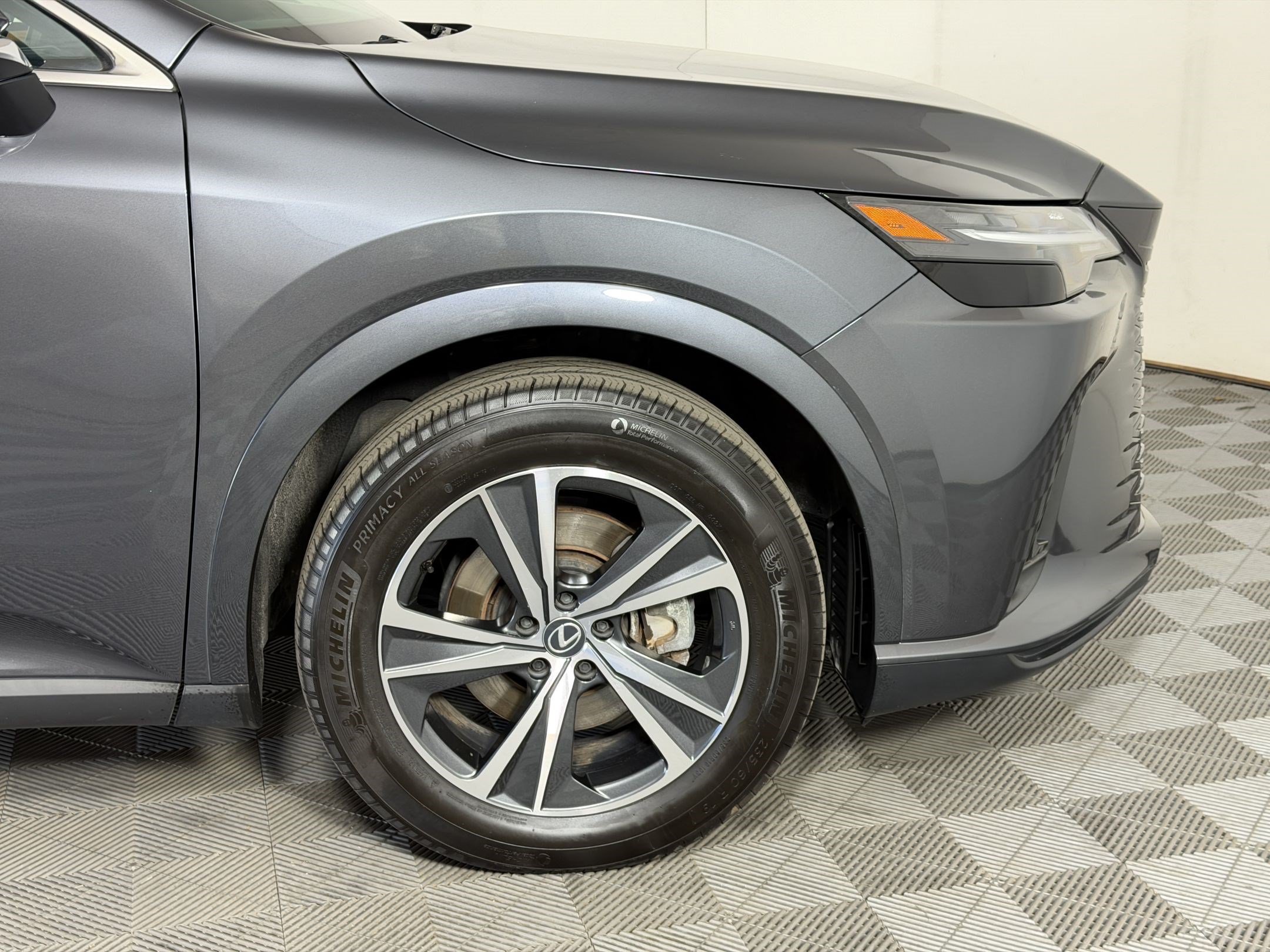 Used 2024 Lexus RX 350 Premium w/ Convenience Package AWD/4WD image 13