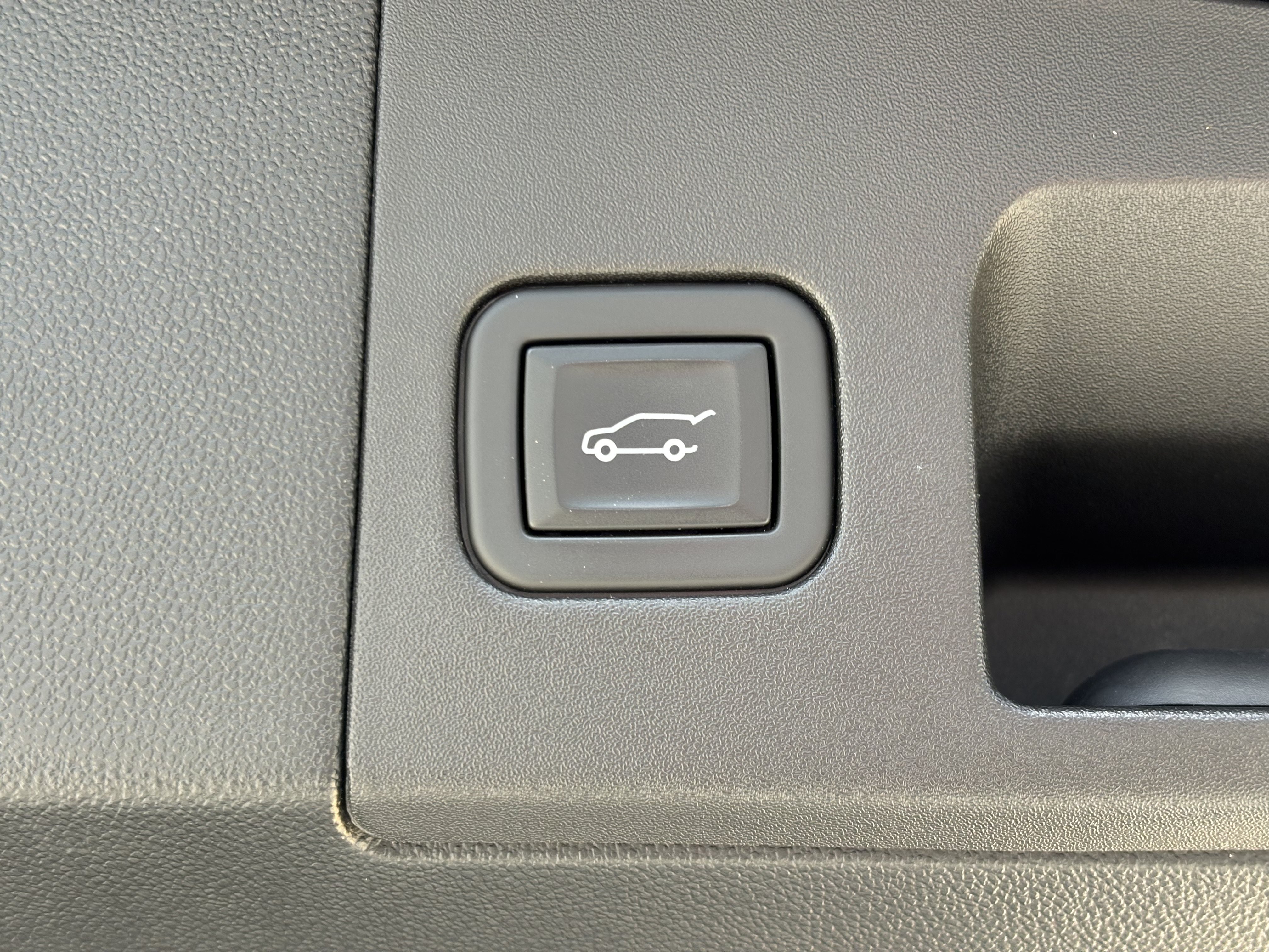 Certified 2023 Cadillac XT5 Premium Luxury AWD/4WD image 10