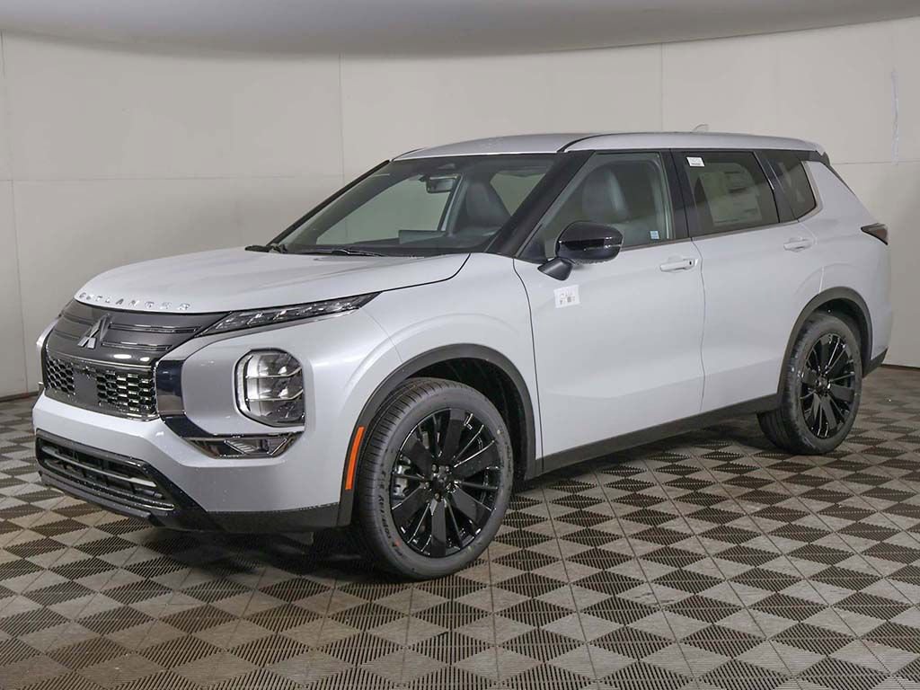 New 2026 Mitsubishi Outlander LE FWD image 8