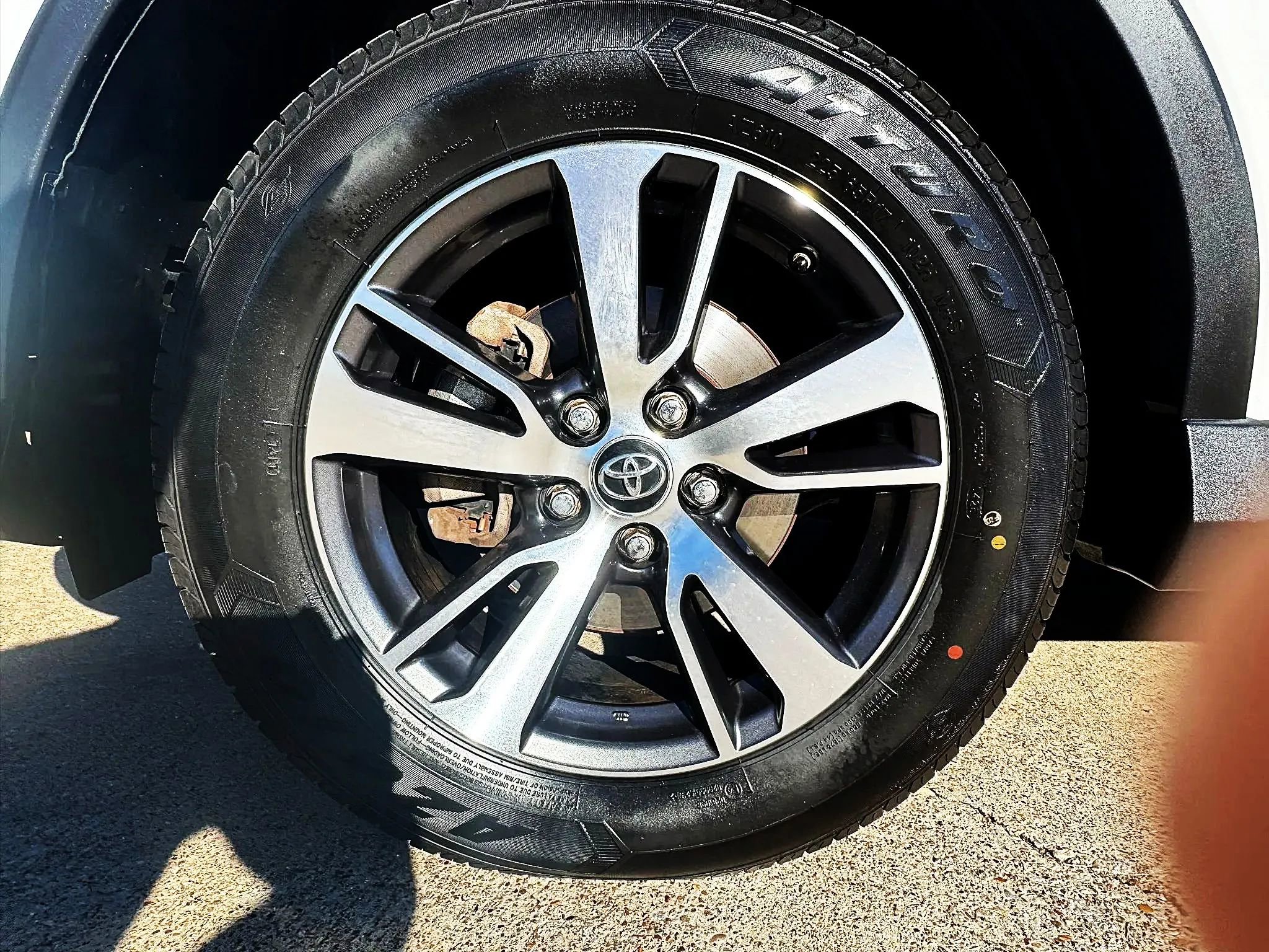 Used 2017 Toyota RAV4 XLE image 10