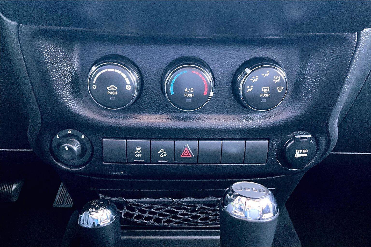 Used 2017 Jeep Wrangler Unlimited Sport w/ Quick Order Package 24S image 28