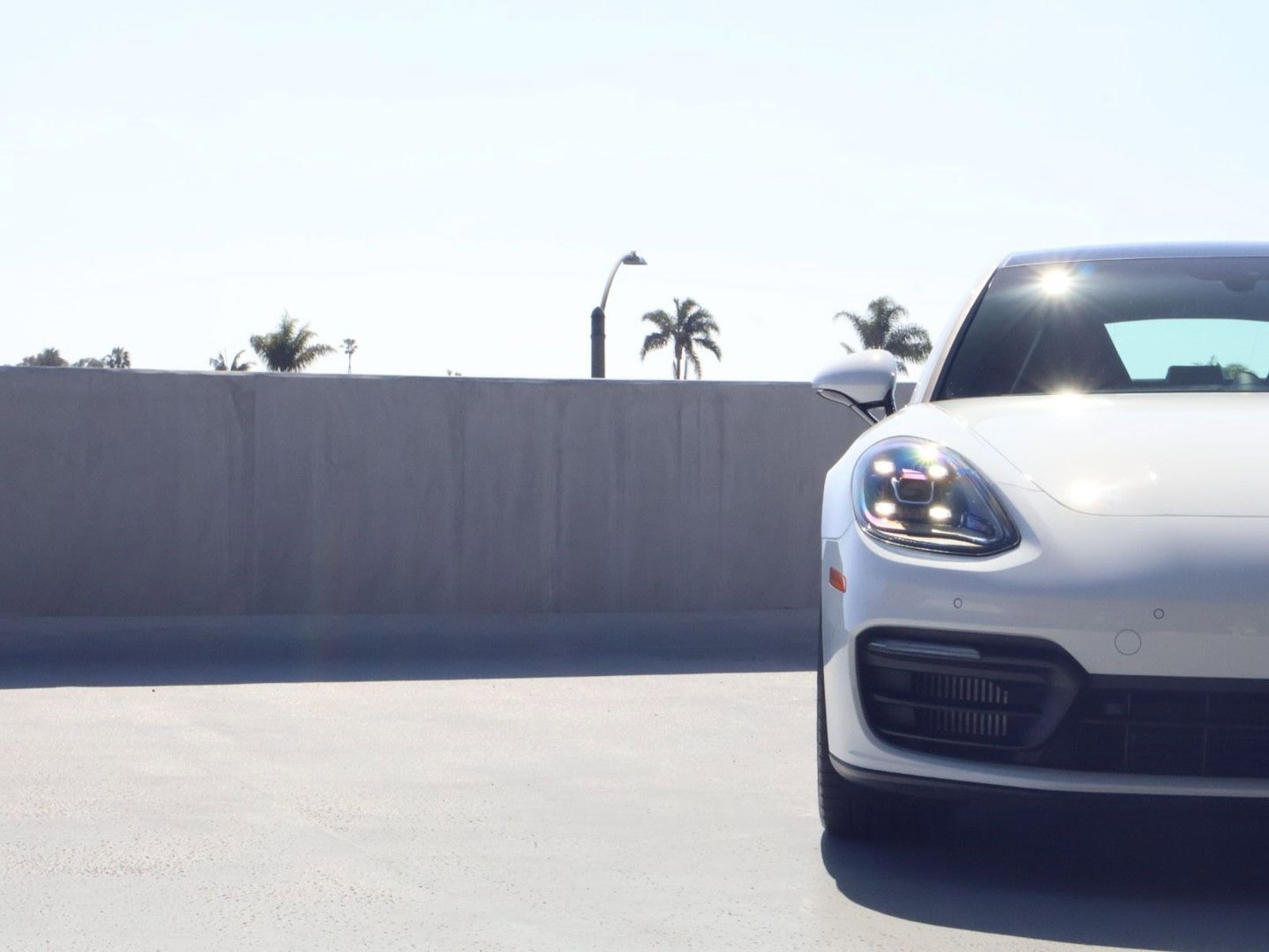 Certified 2022 Porsche Panamera 4 w/ Premium Package image 12
