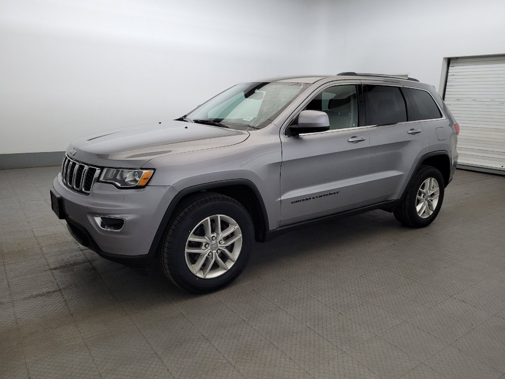 Used 2017 Jeep Grand Cherokee Laredo w/ Quick Order Package 23E AWD/4WD image 2