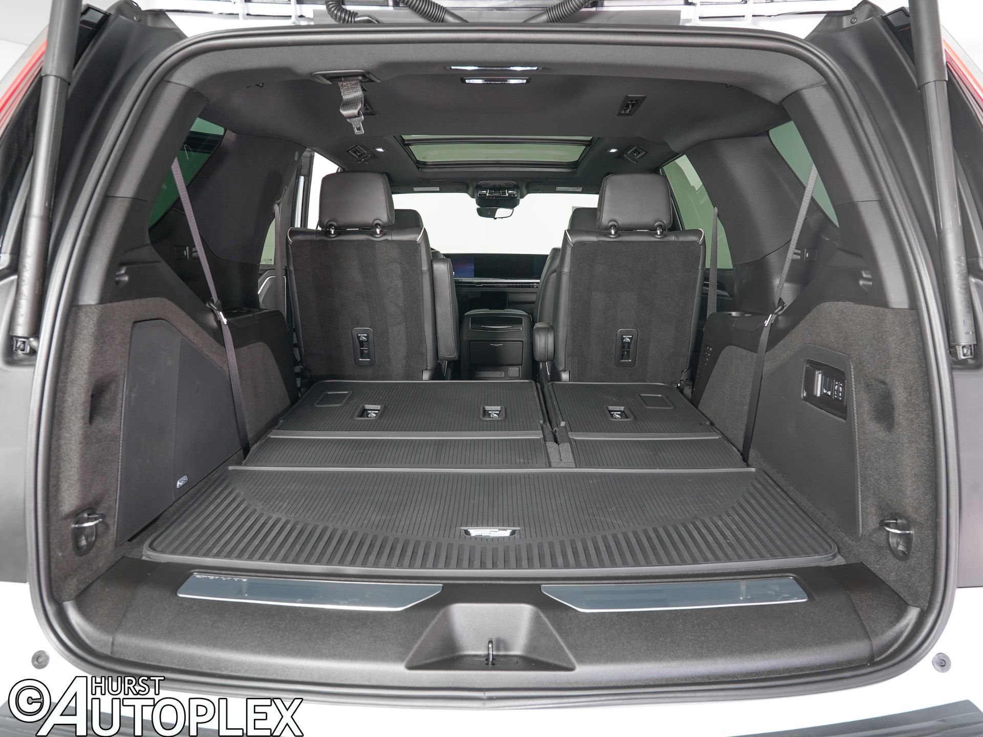 Used 2026 Cadillac Escalade Sport w/ Touring Package image 13