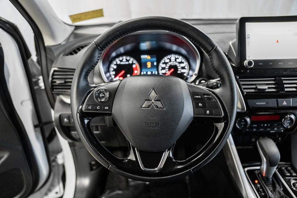 Used 2025 Mitsubishi Eclipse Cross SE image 34