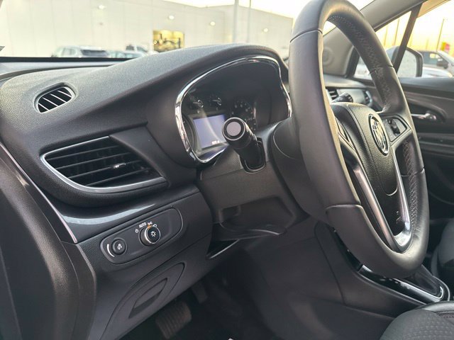 Used 2022 Buick Encore Preferred w/ Safety Package FWD image 11