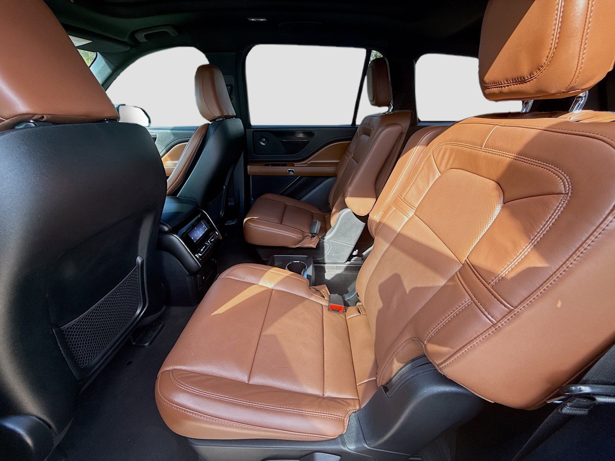 Used 2023 Lincoln Aviator Reserve w/ Equipment Group 201A image 24