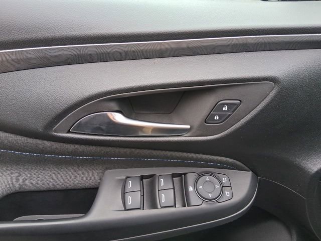 Used 2025 Buick Envista Sport Touring image 16