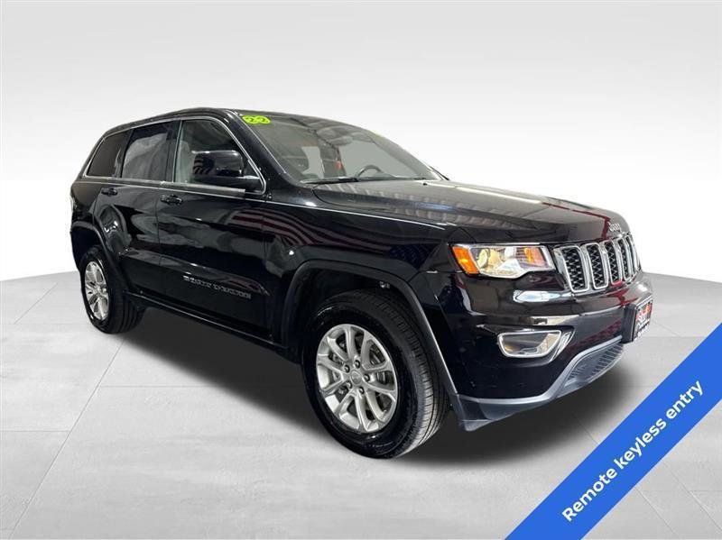 Used 2022 Jeep Grand Cherokee Laredo E AWD/4WD image 3