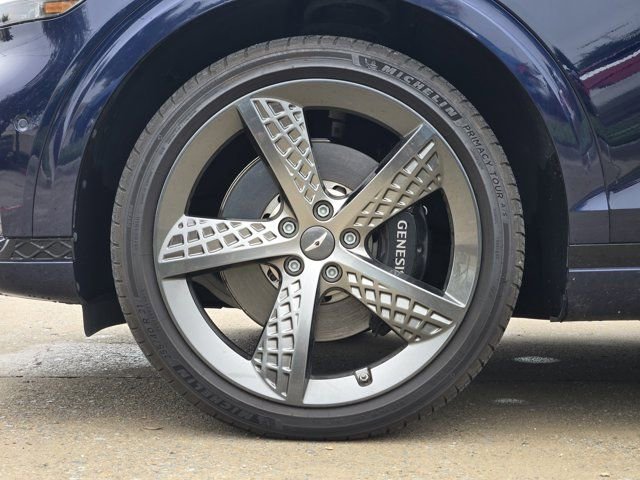 Used 2025 Genesis GV70 3.5T Sport w/ Sport Advanced Package AWD/4WD image 11