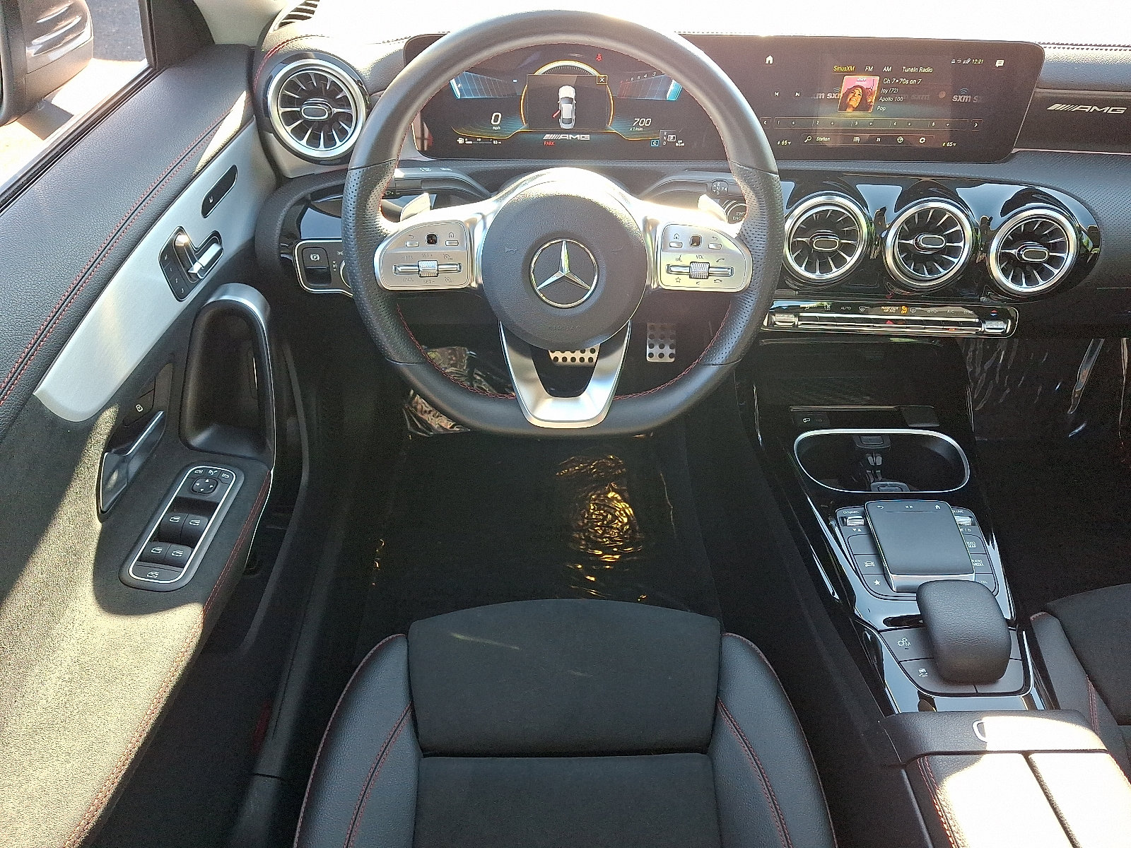 Certified 2023 Mercedes-Benz CLA 35 AMG 4MATIC image 11