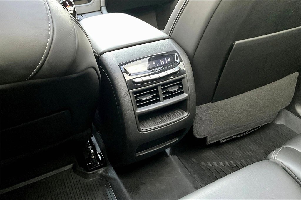 Used 2021 Cadillac XT5 Premium Luxury image 33