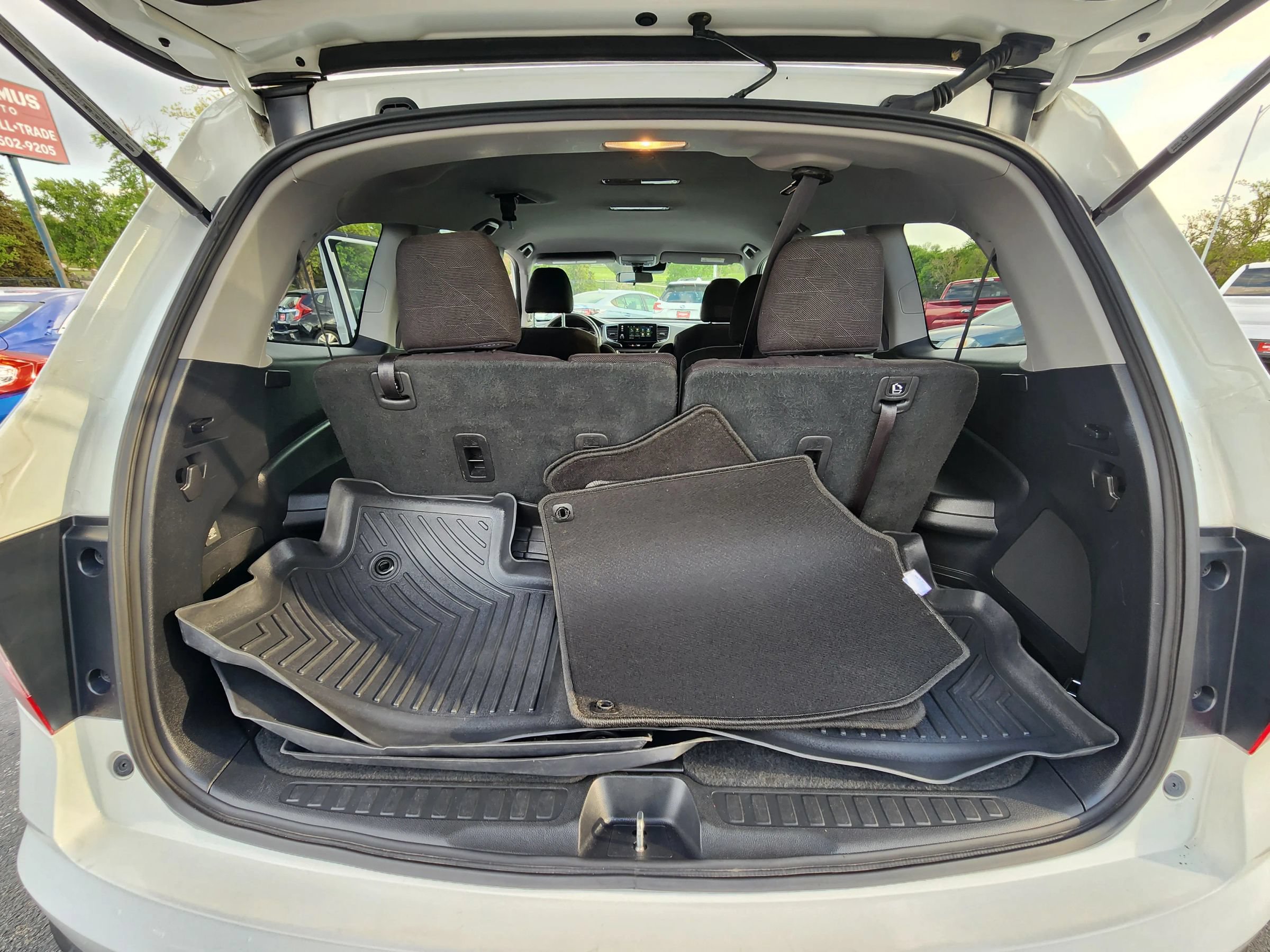 Used 2020 Honda Pilot EX image 24