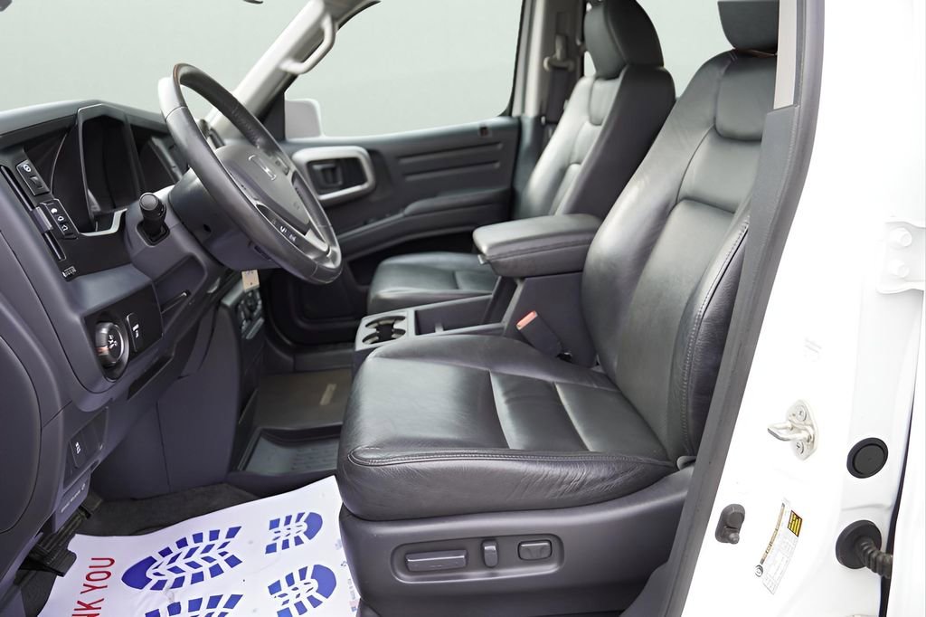 Used 2014 Honda Ridgeline SE image 16