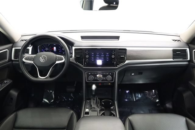 Used 2023 Volkswagen Atlas SE FWD image 16