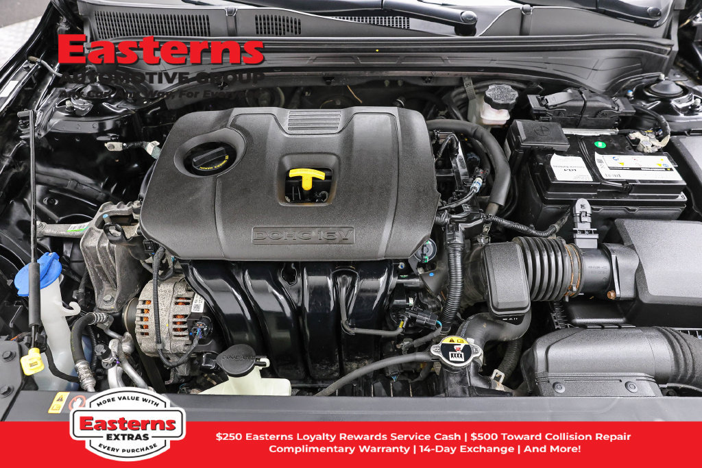 Used 2023 Kia Forte GT-Line w/ GT-Line Premium Package FWD image 8