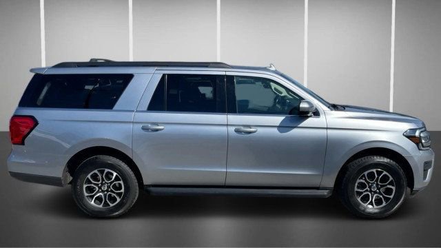 Used 2024 Ford Expedition Max XLT AWD/4WD image 5