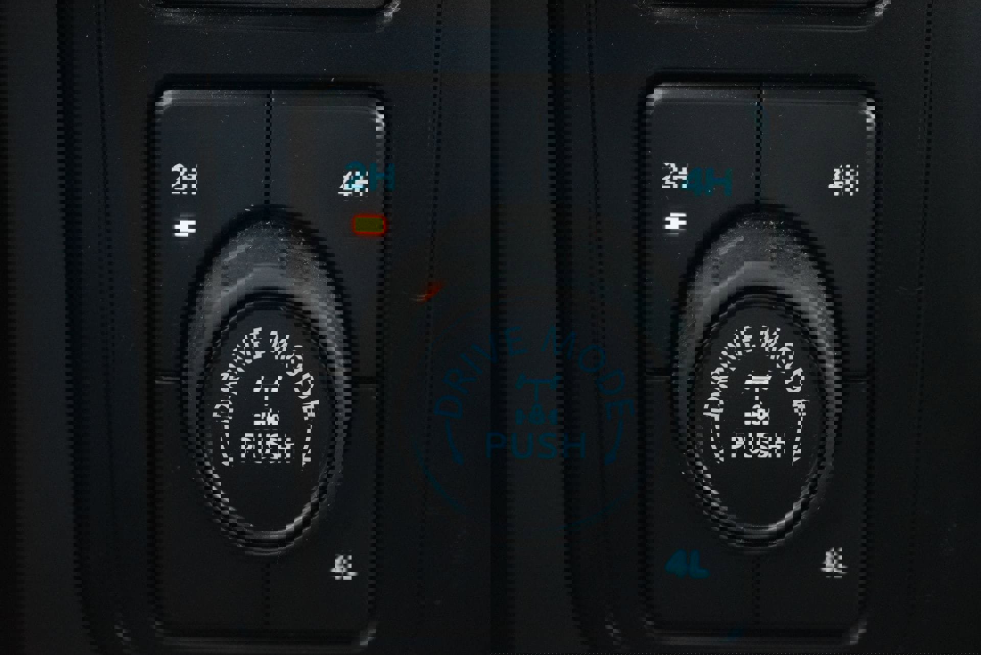 Used 2024 Ford F150 XLT w/ Equipment Group 302A MID image 31