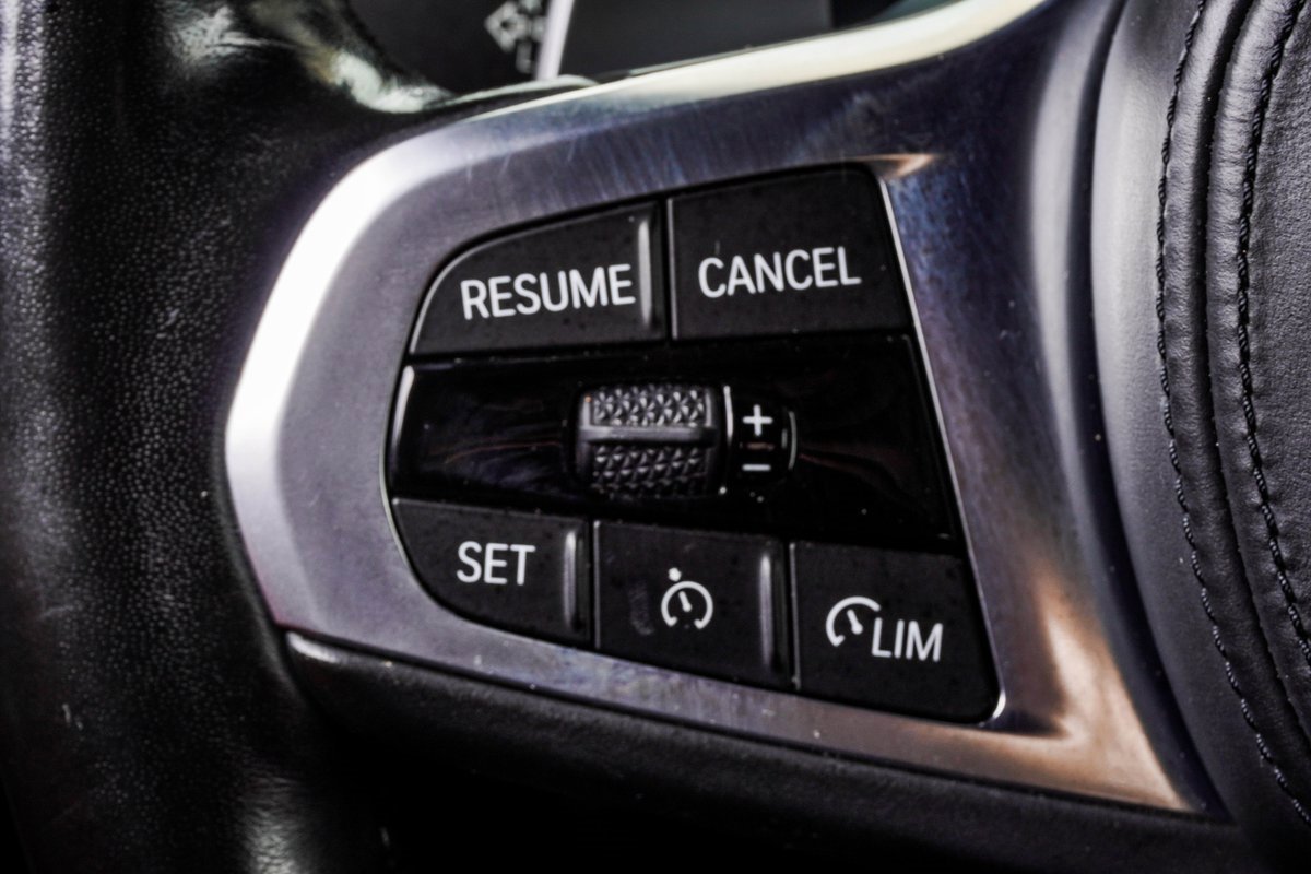 Used 2020 BMW Z4 sDrive30i w/ Executive Package image 29