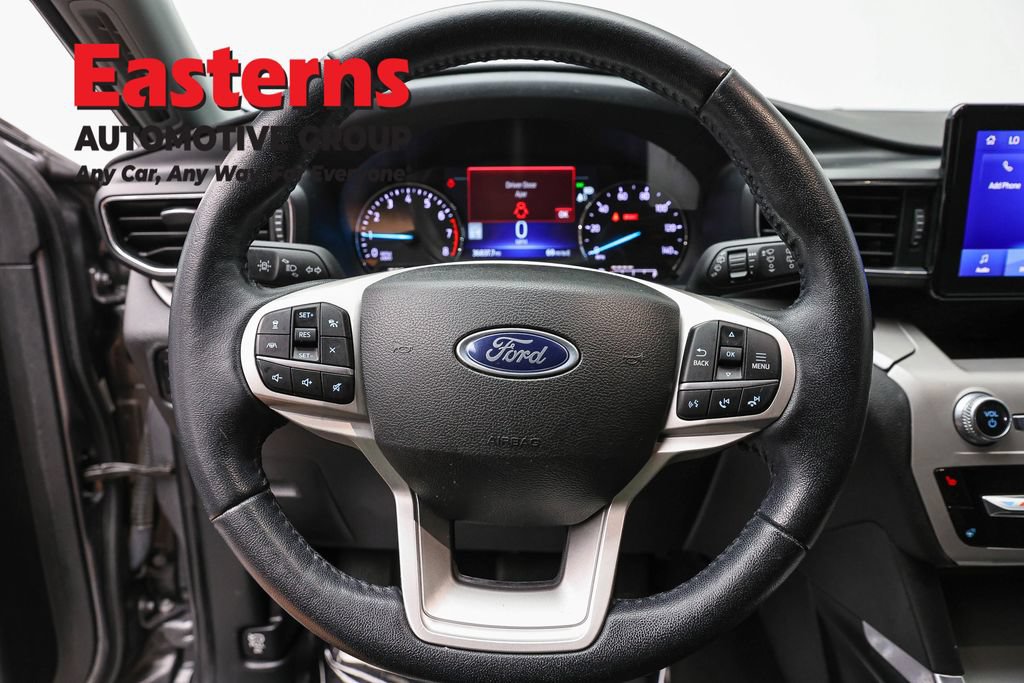 Used 2023 Ford Explorer XLT w/ Equipment Group 202A AWD/4WD image 10