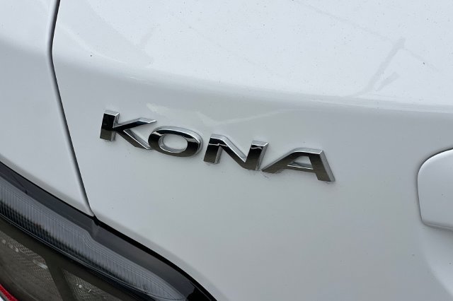 Used 2023 Hyundai Kona SE w/ Cargo Package FWD image 35