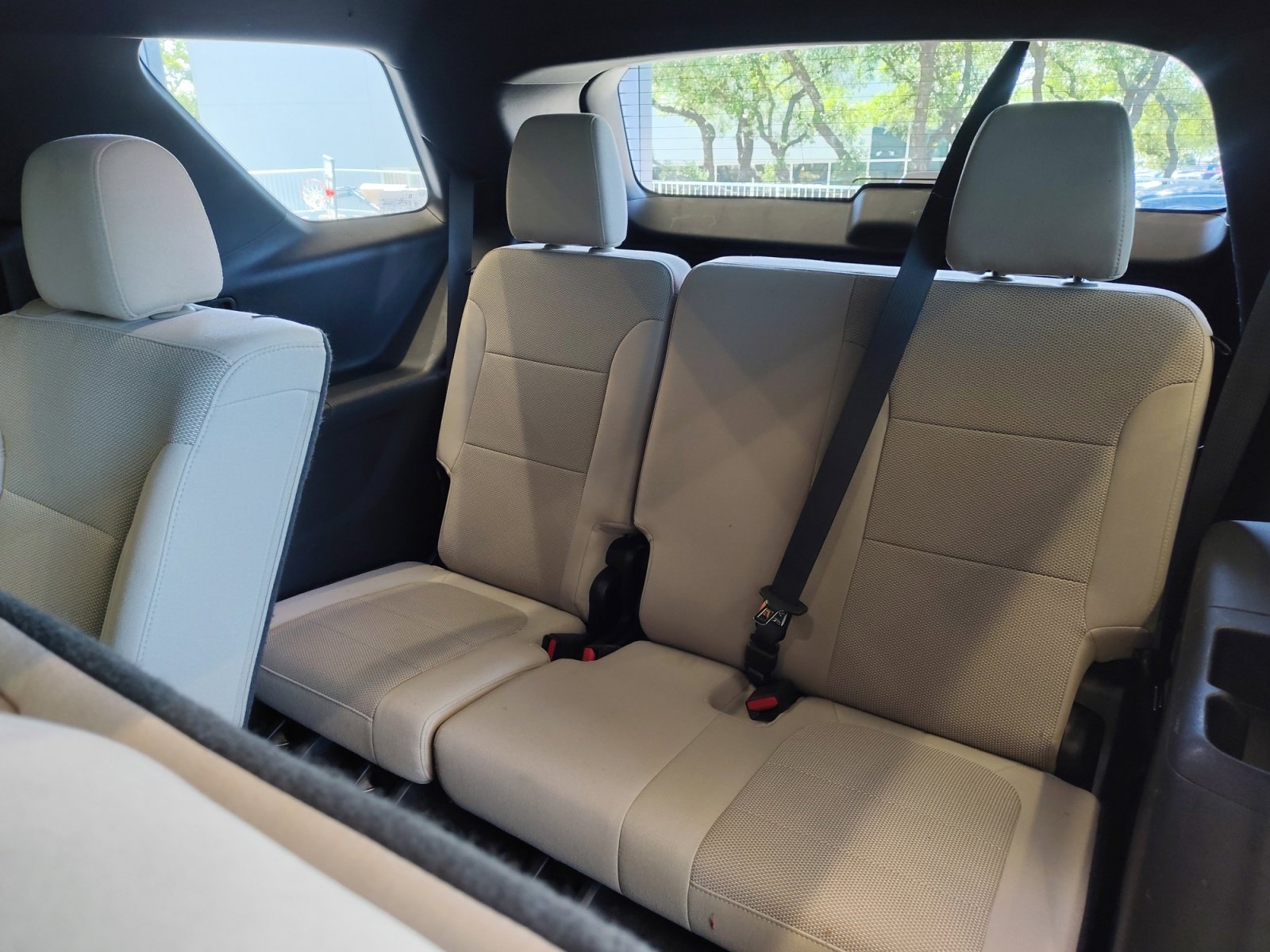 Used 2023 Chevrolet Traverse LS w/ Midnight/Sport Edition FWD image 4