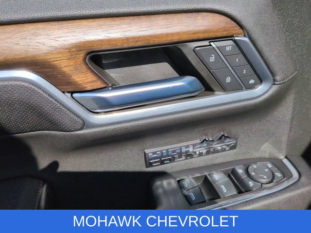 Certified 2023 Chevrolet Silverado 1500 High Country w/ High Country Premium Package AWD/4WD image 24
