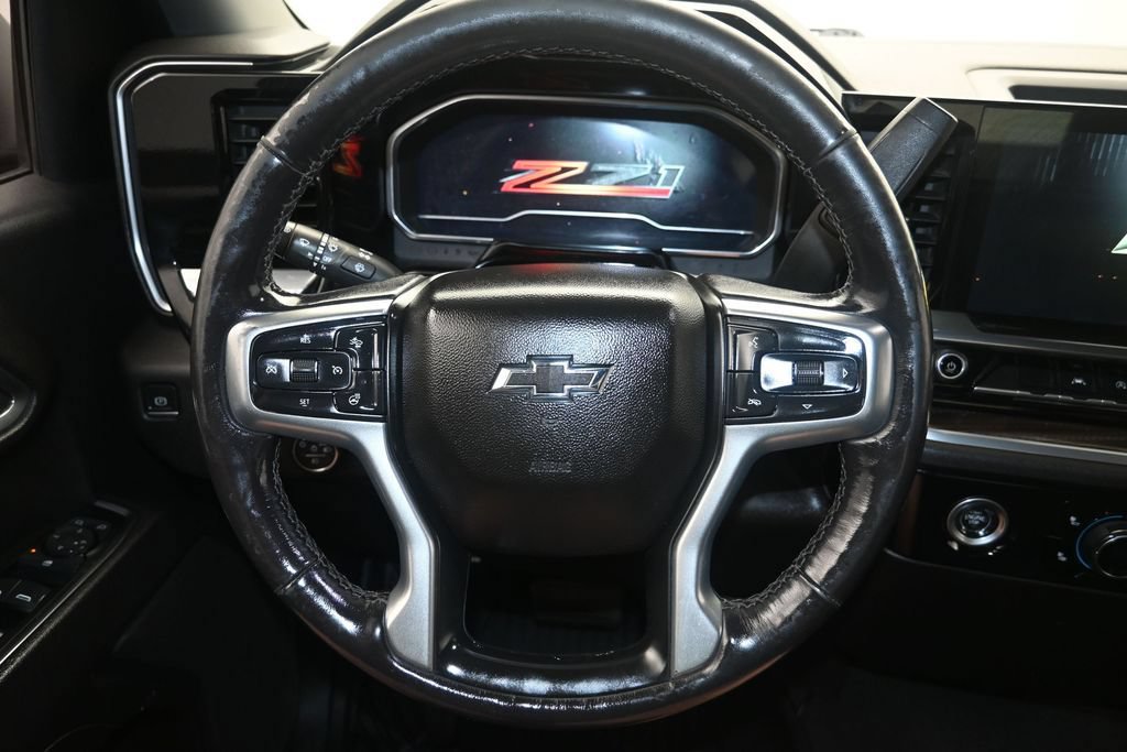 Used 2022 Chevrolet Silverado 1500 RST w/ Z71 Off-Road Package AWD/4WD image 13