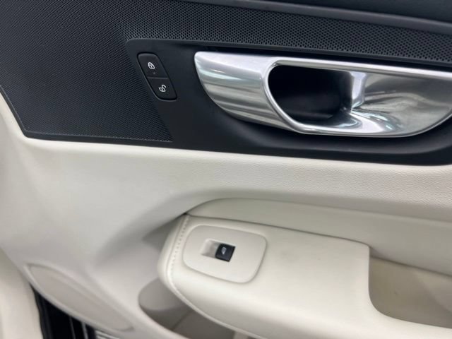 Used 2024 Volvo XC60 B5 Core w/ Protection Package Premier AWD/4WD image 26