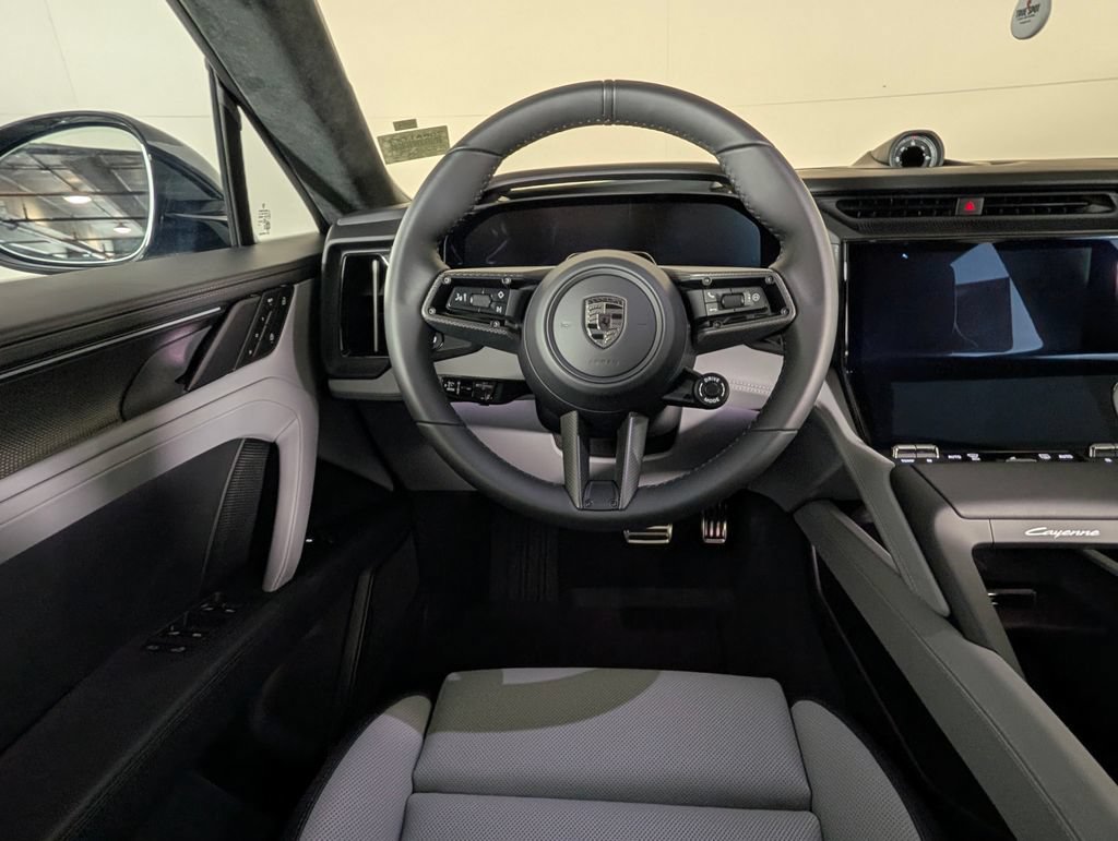 New 2026 Porsche Cayenne Turbo AWD/4WD image 21
