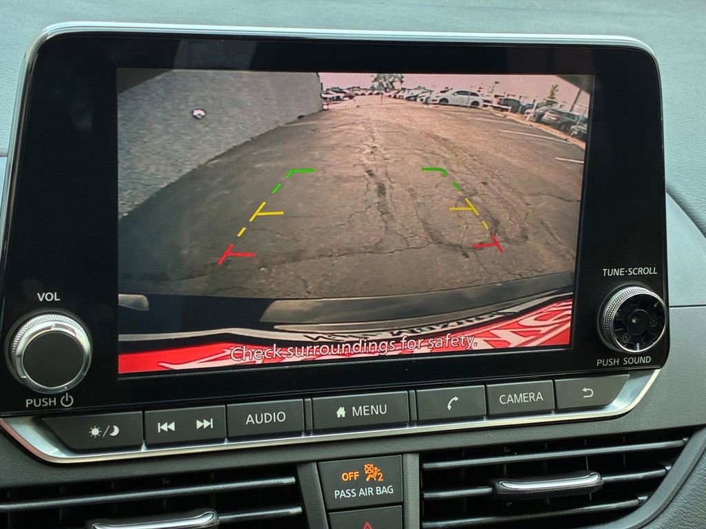 Used 2019 Nissan Altima 2.5 SV image 9