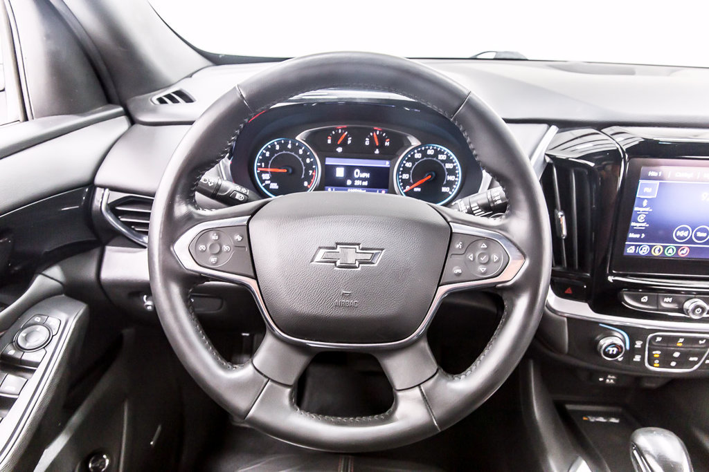 Used 2022 Chevrolet Traverse RS FWD image 21