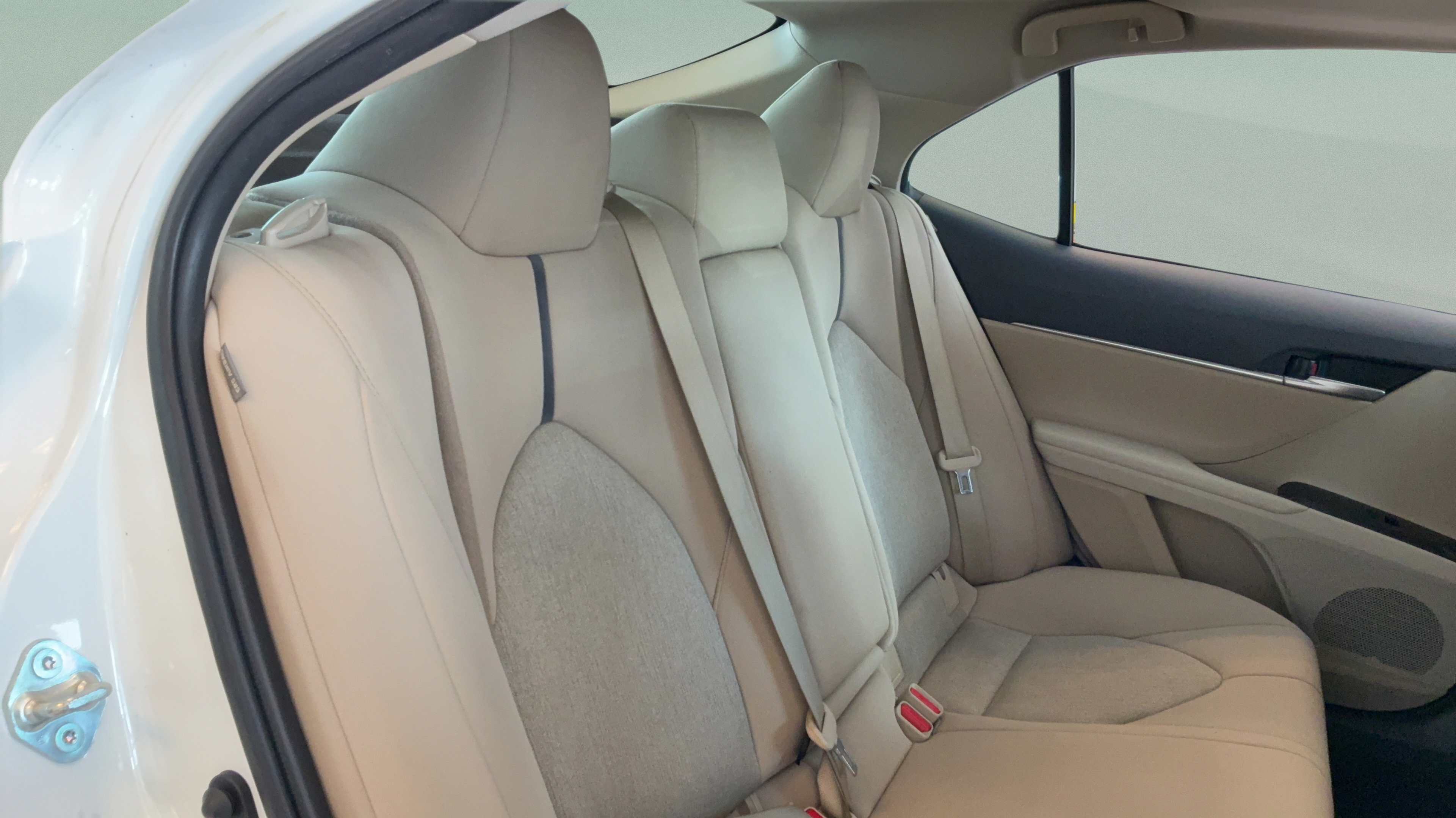 Used 2024 Toyota Camry LE w/ Convenience Package FWD image 36