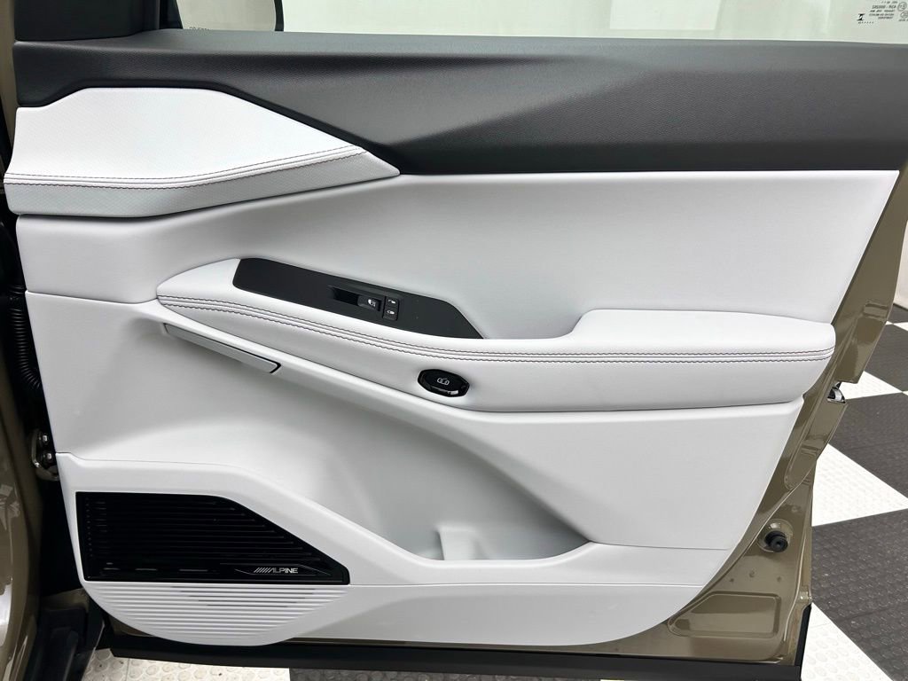 New 2026 Jeep Cherokee Overland AWD/4WD image 16