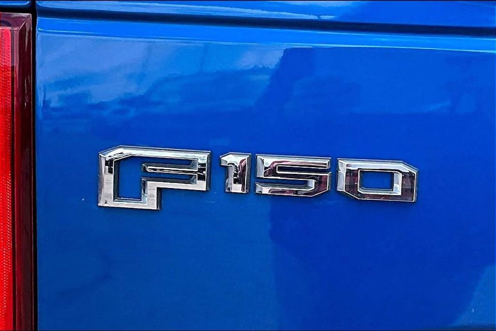 Used 2017 Ford F150 XLT w/ Equipment Group 302A Luxury AWD/4WD image 28