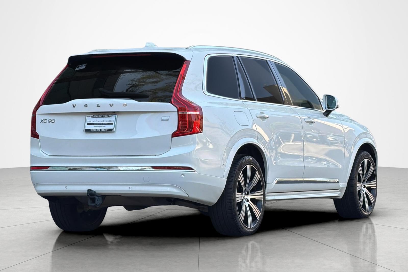 Used 2024 Volvo XC90 T8 Plus w/ Protection Package Premier AWD/4WD image 5