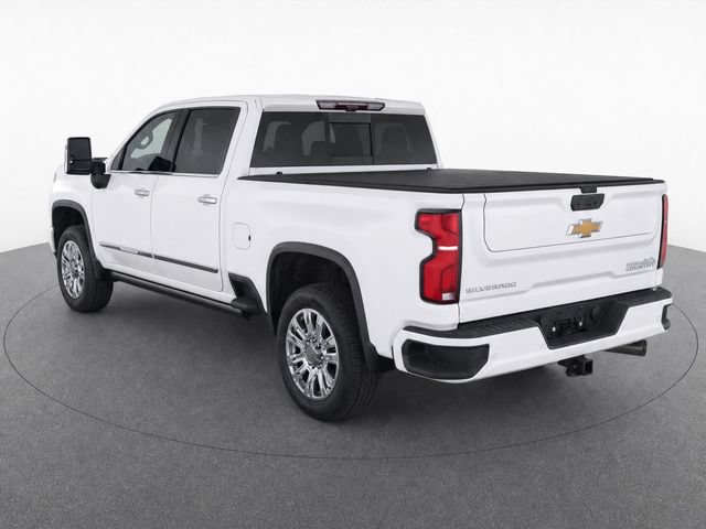 Used 2025 Chevrolet Silverado 2500 High Country w/ High Country Premium Package AWD/4WD image 3