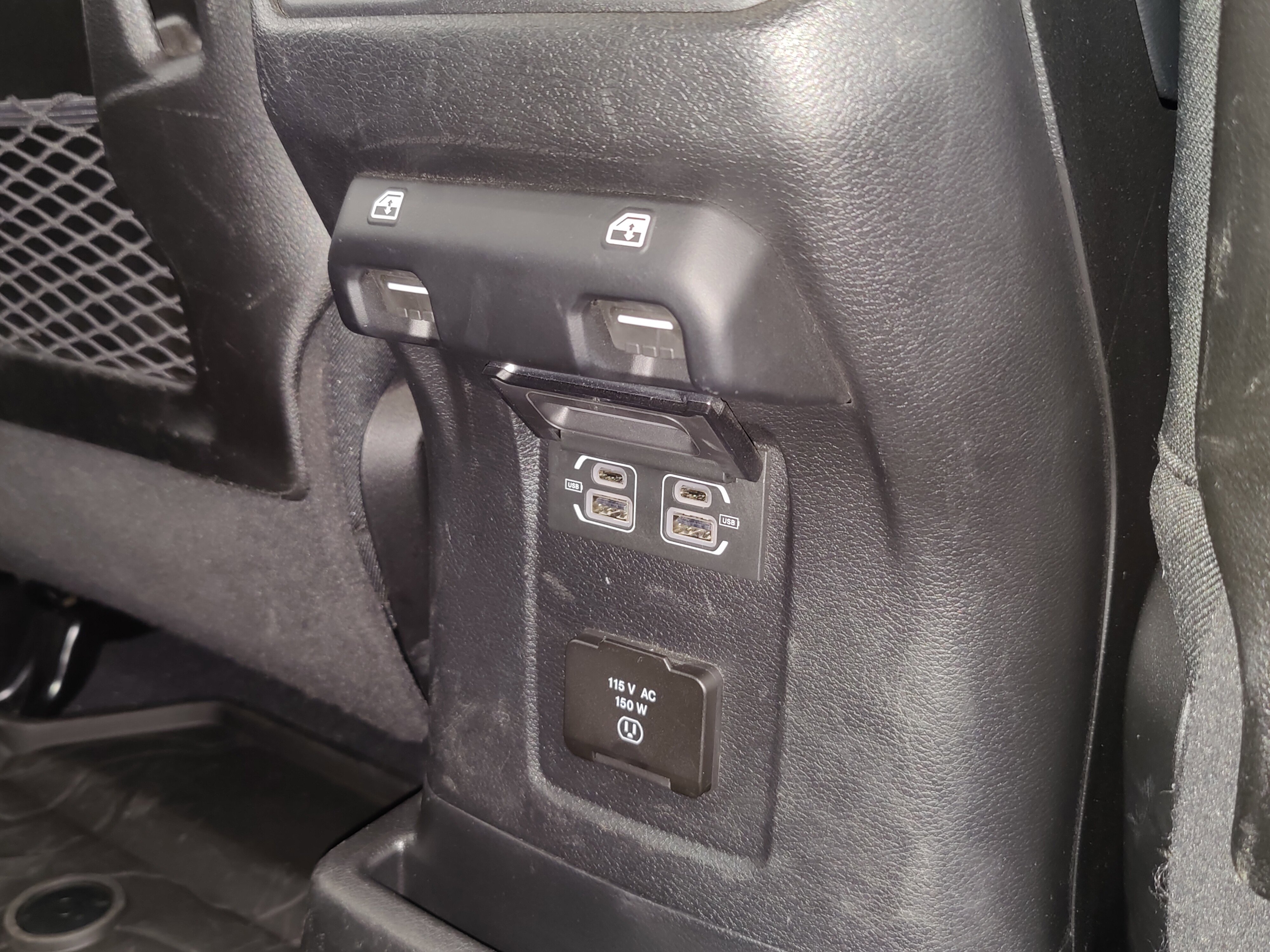 Used 2024 Jeep Wrangler Unlimited Rubicon 4xe w/ Technology Group image 18