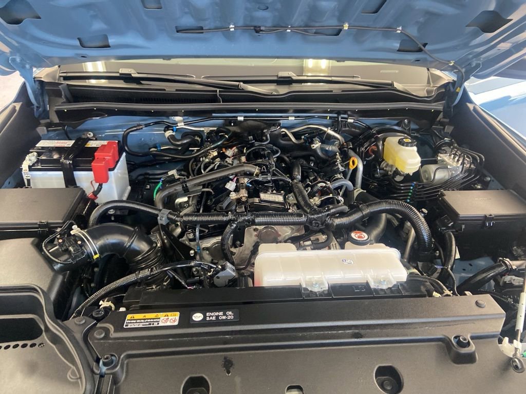 Used 2025 Toyota 4Runner SR5 AWD/4WD image 22