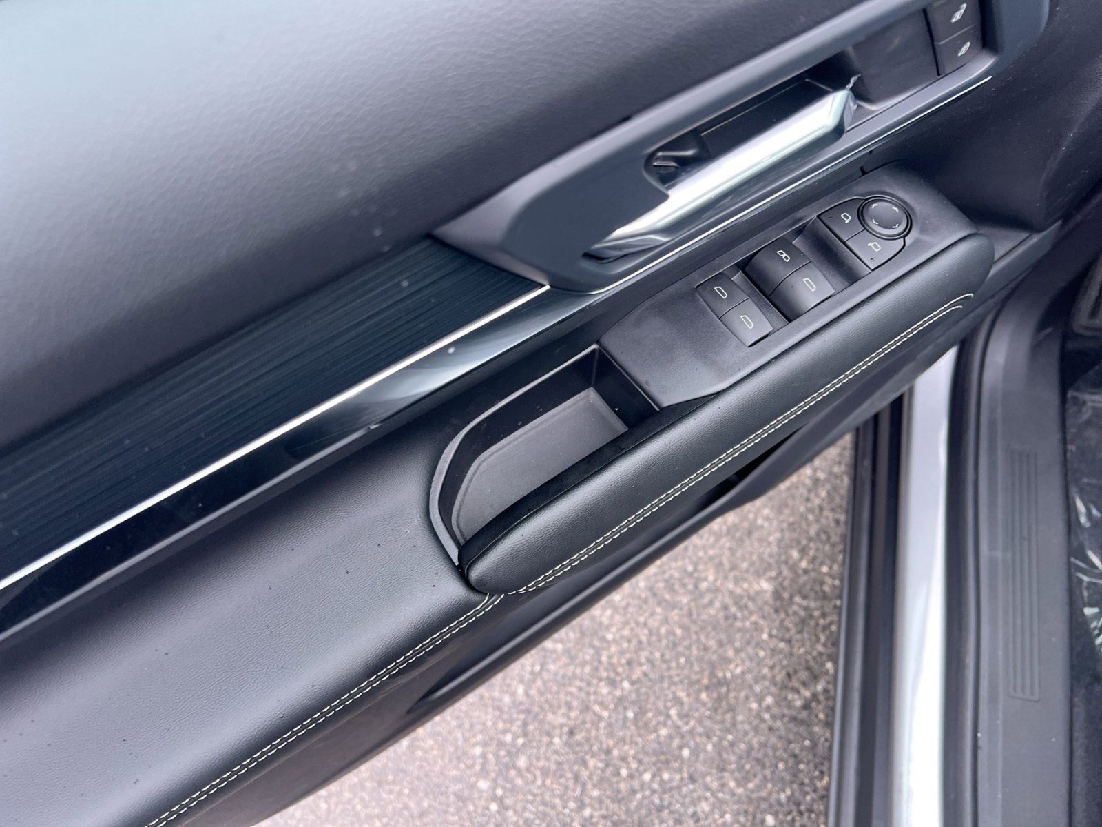 New 2026 GMC Terrain Elevation w/ Black Edition image 15