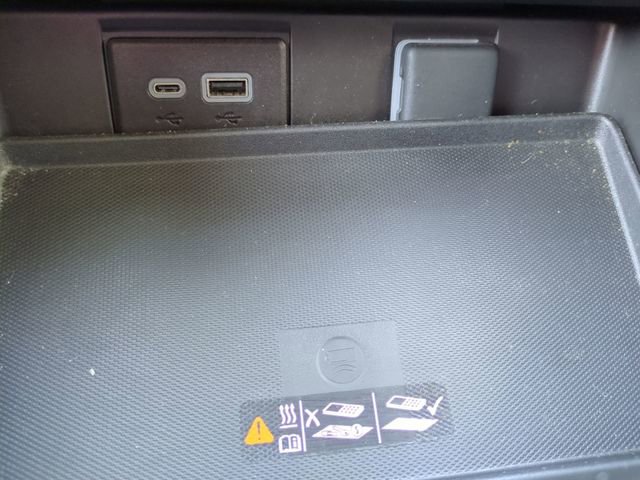 Used 2024 GMC Yukon XL AT4 w/ AT4 Premium Plus Package image 27