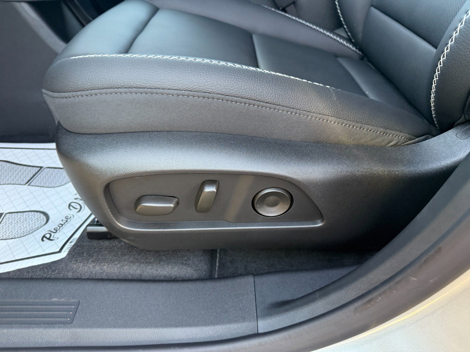 New 2026 GMC Terrain Denali image 24