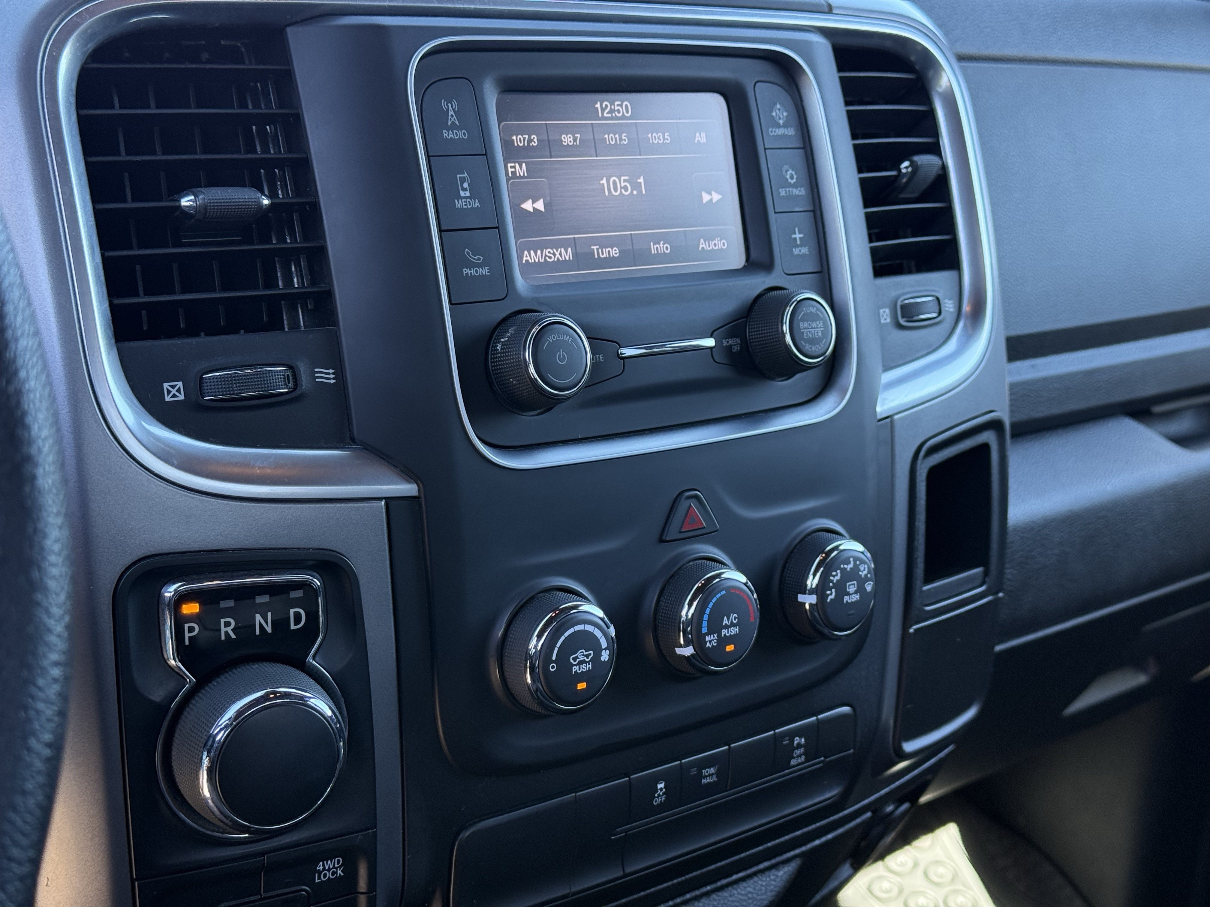 Used 2022 RAM 1500 Warlock AWD/4WD image 16