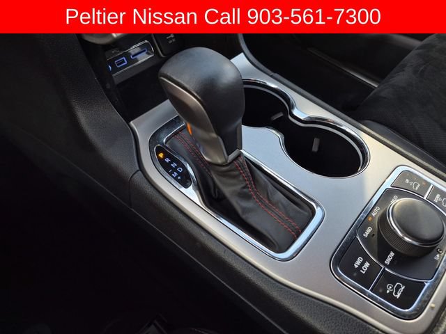 Used 2017 Jeep Grand Cherokee Trailhawk AWD/4WD image 44
